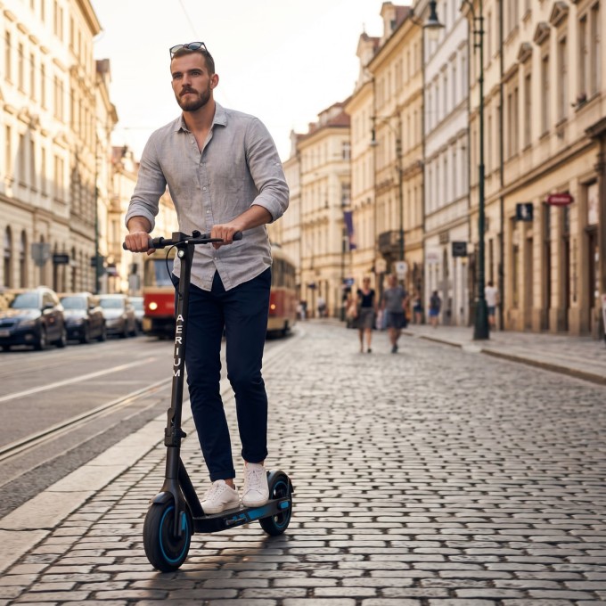 Električni romobil AERIUM MaxRide T500 plavi Električni romobil AERIUM MaxRide T500 plavi